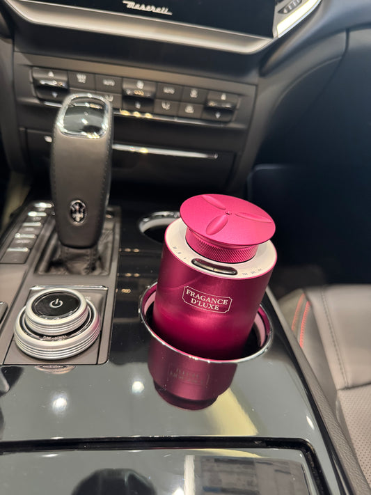D'Luxe Car Diffuser Using water less oil diffuse , the world of fragrance can be revealed with pure essentials oil.